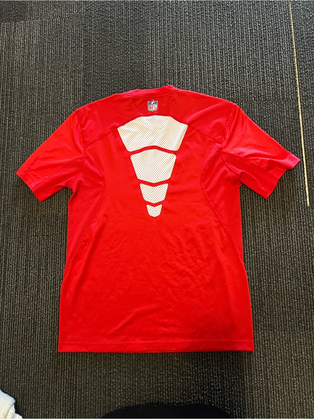 Nike Red Tampa Bay Buccaneers Graphic Short Sleeve Tee - Picture 3 of 5